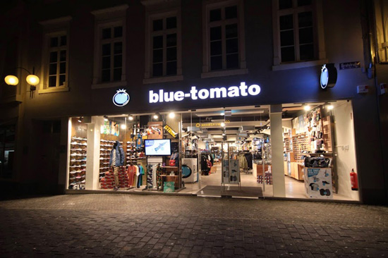 Blue Tomato Store